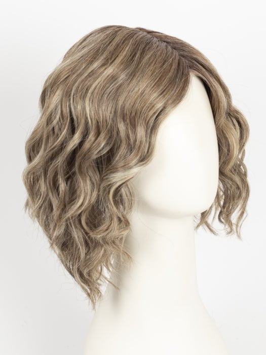 Beaming Beauty | Synthetic Lace Front Wig (Mono Part)