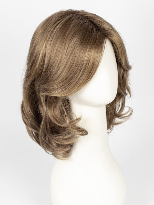 Carrie | Synthetic Wig (Basic Cap)