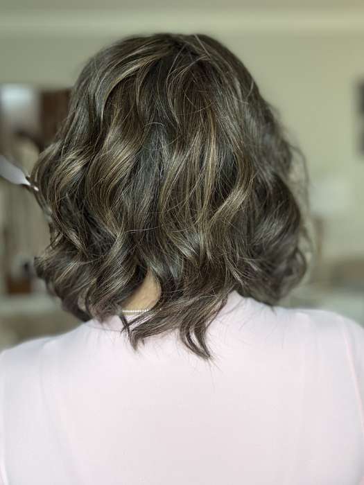 Bella Vida | Petite/Average | Synthetic Lace Front Wig (Hand-Tied)